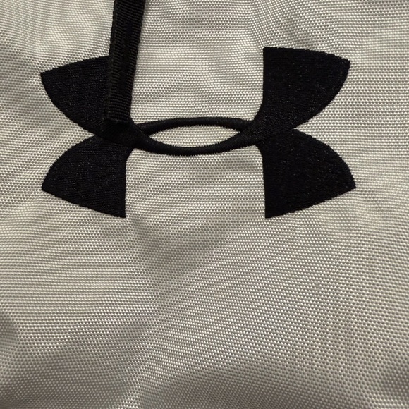 Under Armour Backpack - Picture 4 of 12